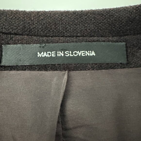 Hugo Boss 53% Virgin Wool Brown Jacket, Size 52/ 42R - Picture 13 of 17